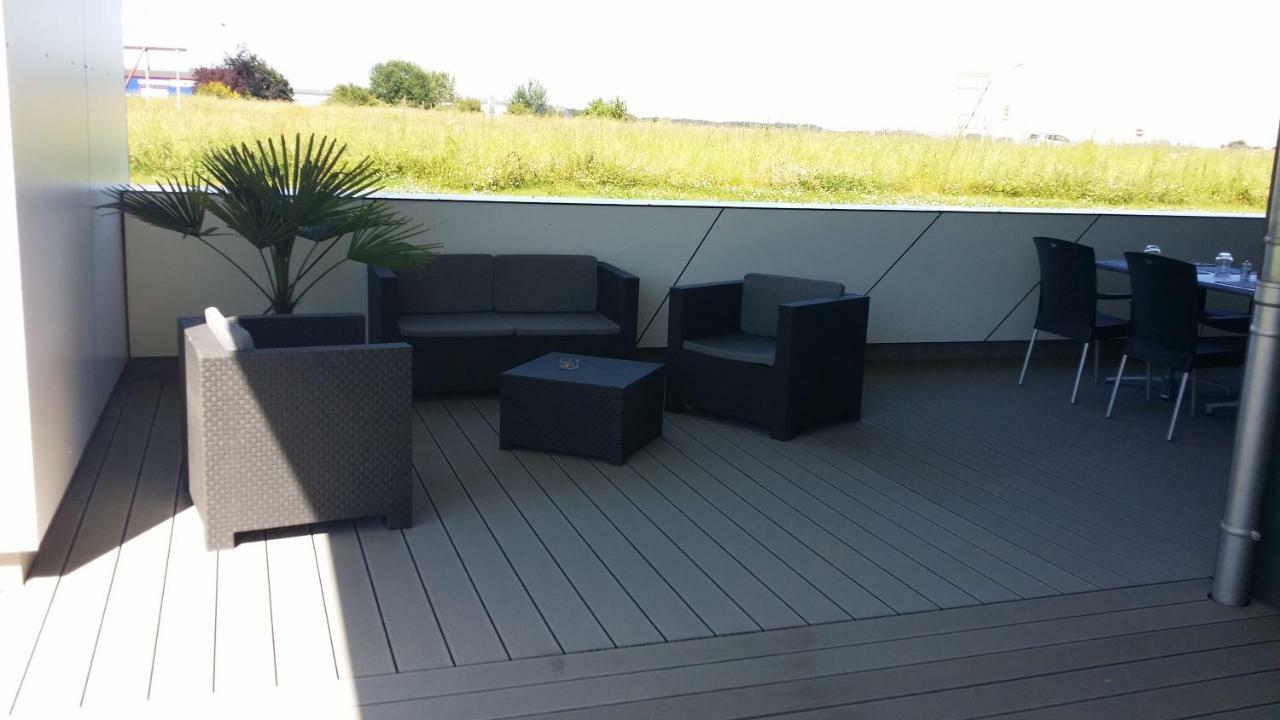 Hotel - Restaurant La Claire Foret Morhange 外观 照片